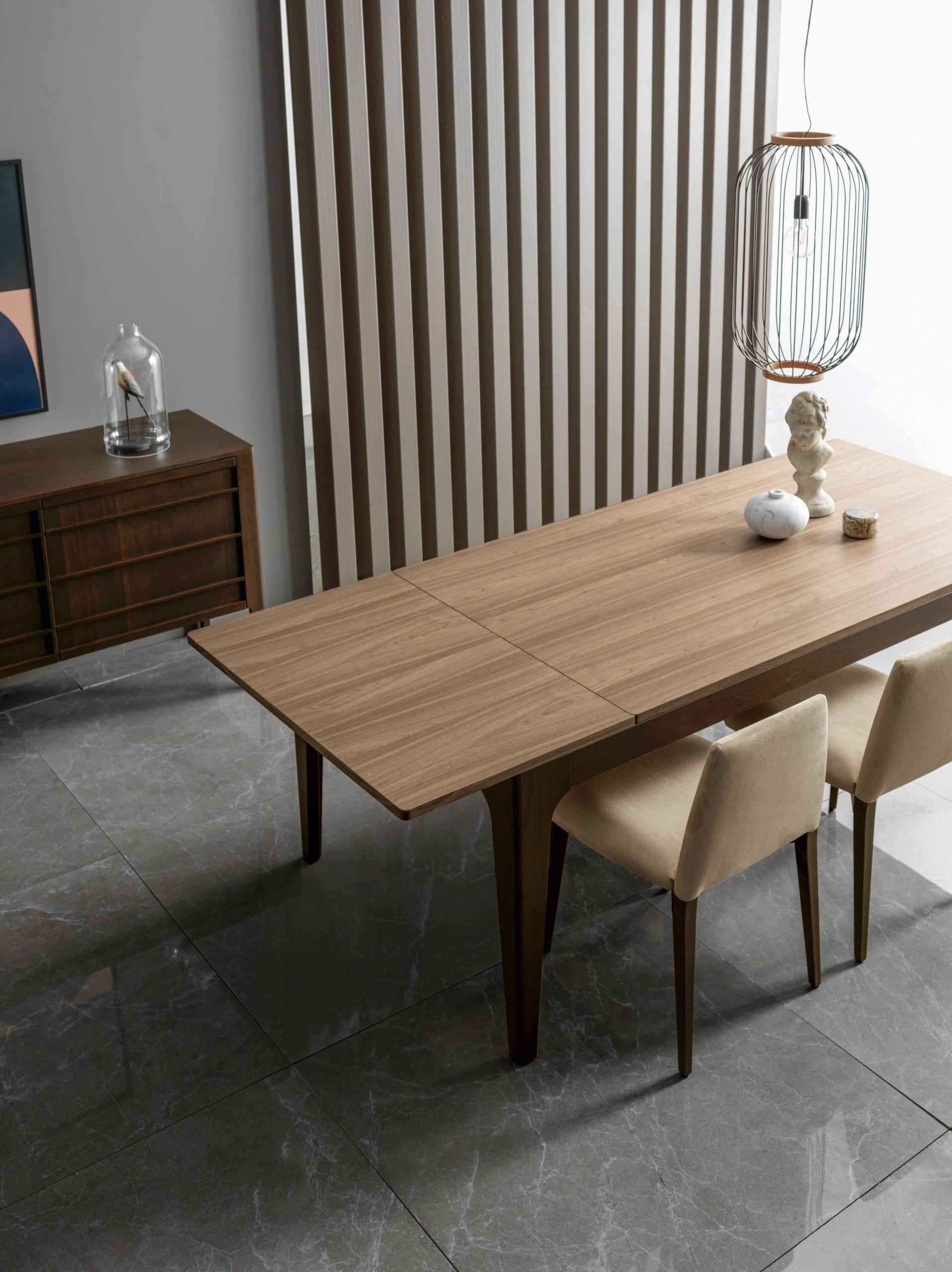 Shanghai extending table